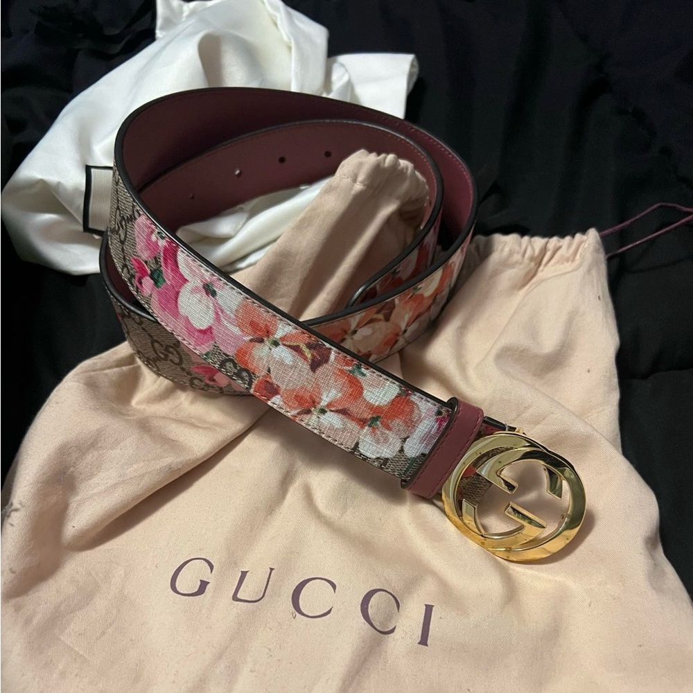 FLORAL GUCCI BELT